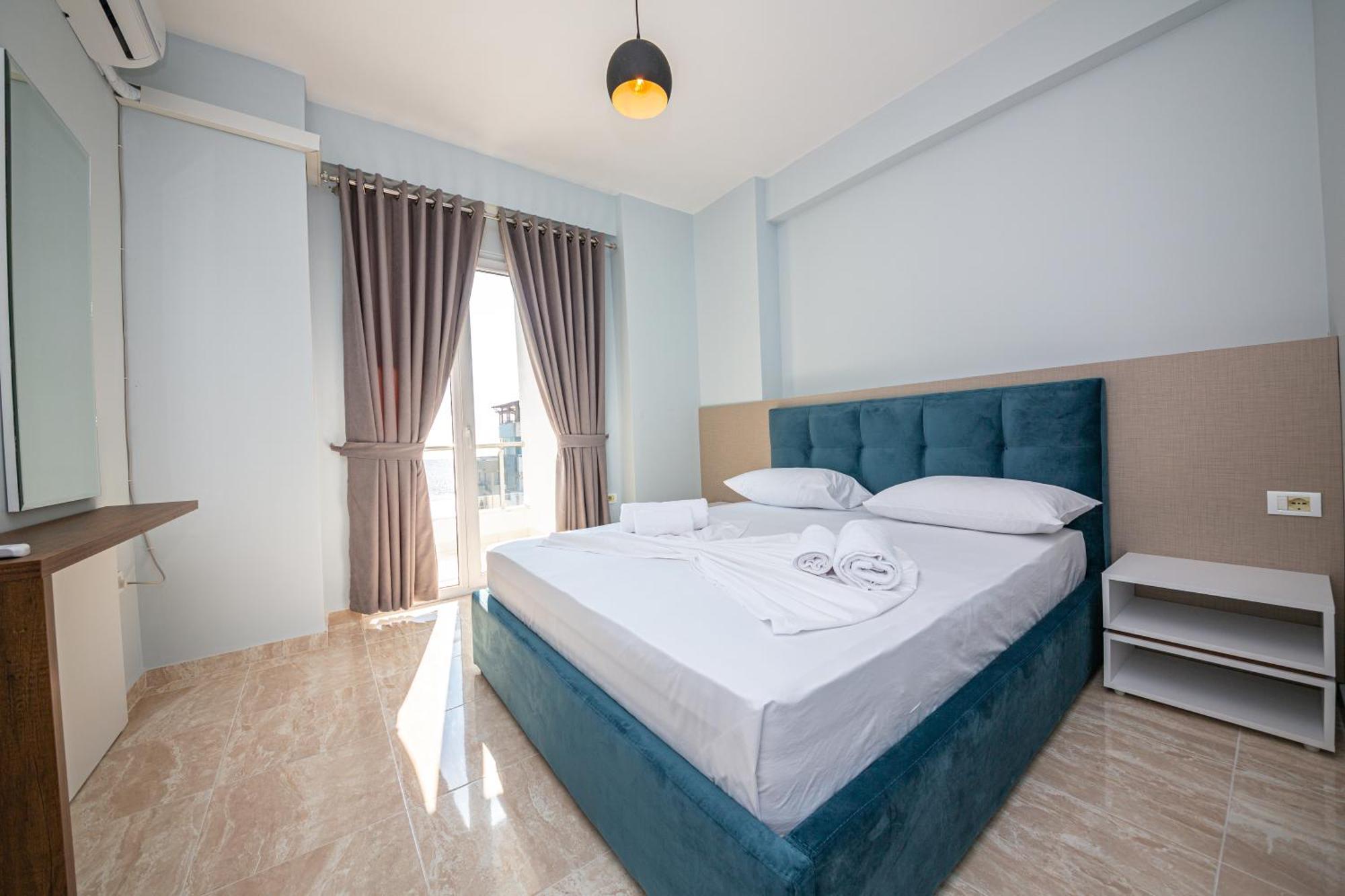 Ponari S Hotel Kryemedhej Room photo